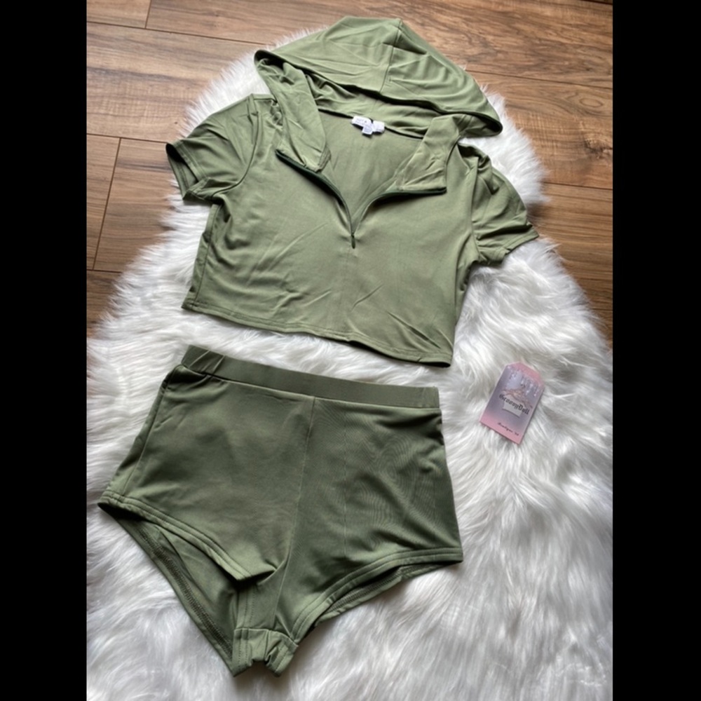“Chill-in” Set